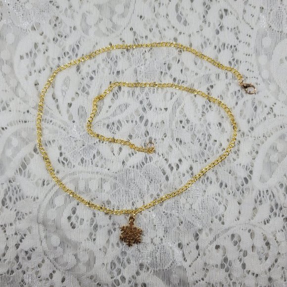 Stainless Steel Gold Snowflake hand-made necklace - Picture 12 of 12